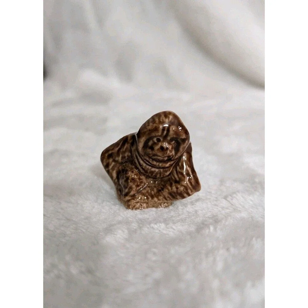 Wade Whimsies England Red Rose Tea Miniature Orangutan Figurine